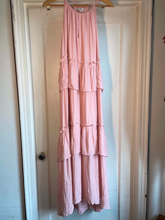 LOFT Dresses & Skirts - LOFT Ann Taylor Blush Pink Tiered Halter Style Maxi Dress Size Large